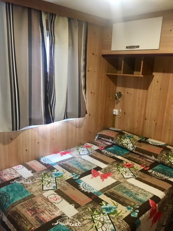 Camping Boneta Барруэра Экстерьер фото